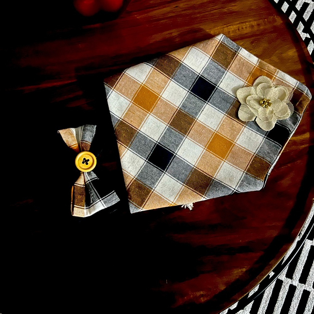 Custom dog bandanna with bow with pet name